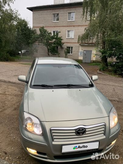 Toyota Avensis, 2005