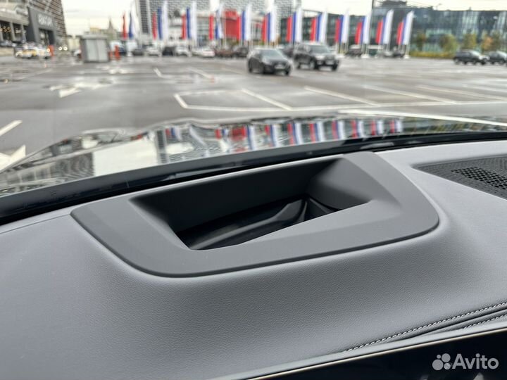 BMW X7 3.0 AT, 2023, 1 км