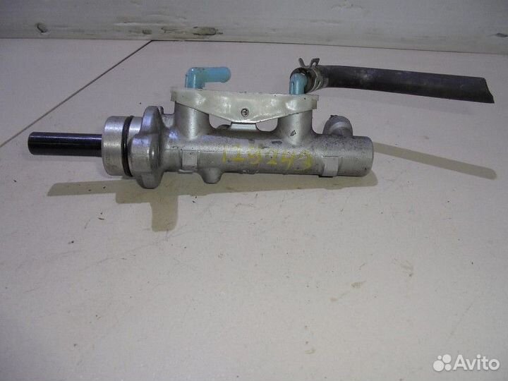 Главный тормозной цилиндр toyota KSP90