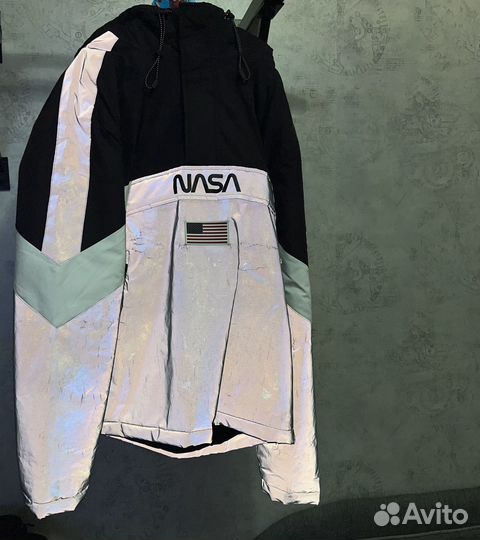 Куртка весенняя pull&bear
