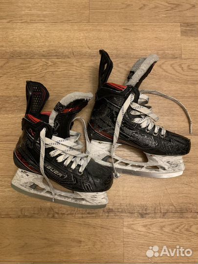 Хоккейные коньки bauer и лезвия step blacksteel