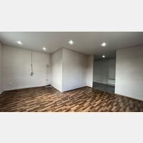 3-к. квартира, 87,1 м², 2/2 эт., Первомайский