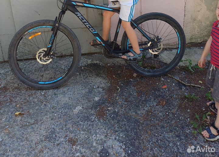 Велосипед рама 19 колеса 27.5 горный Shimano