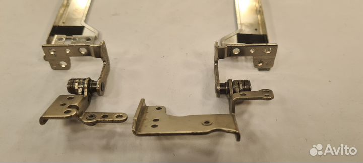 Бу Шарниры Samsung NP305V5A