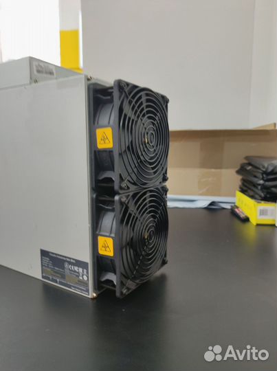 Asic майнер Bitmain Antminer S19