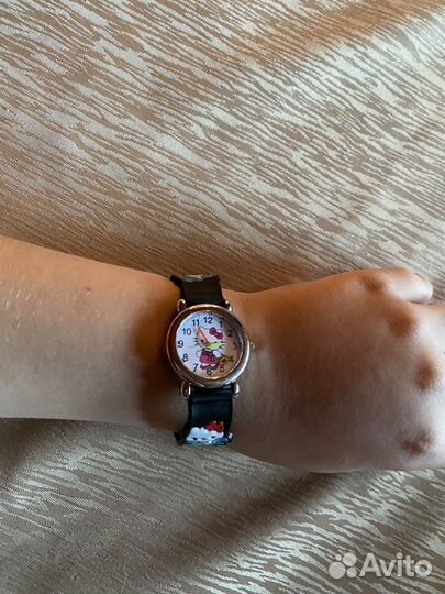 Часы hello kitty