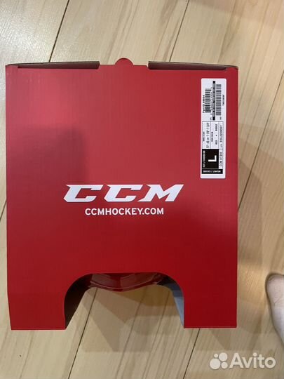 Шлем хоккейный