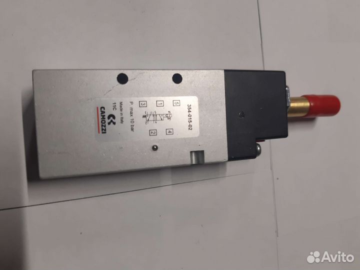 Пневмораспределитель Camozzi 354-015-02