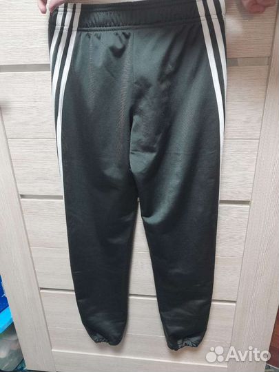 Спортивный костюм adidas для девочек