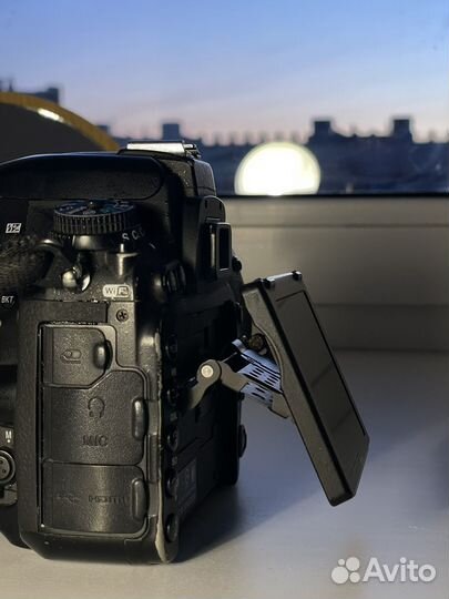 Зеркальный фотоаппарат Nikon D750