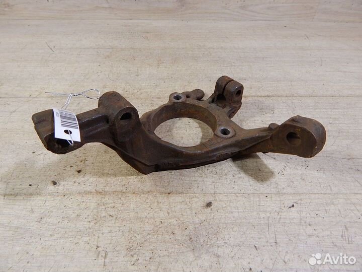 Кулак поворотный передний левый Opel Astra H