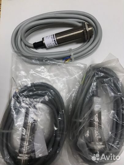 Датчик вби-М18-76С-1251-Л