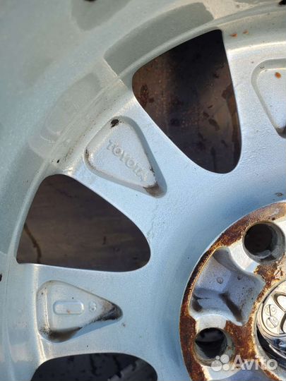 Оригинальные литые диски Camry 40 R16