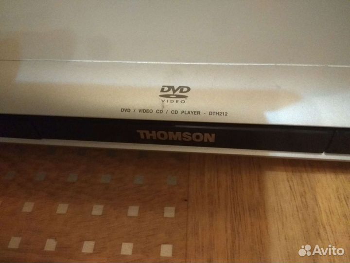 DVD плеер Tomson