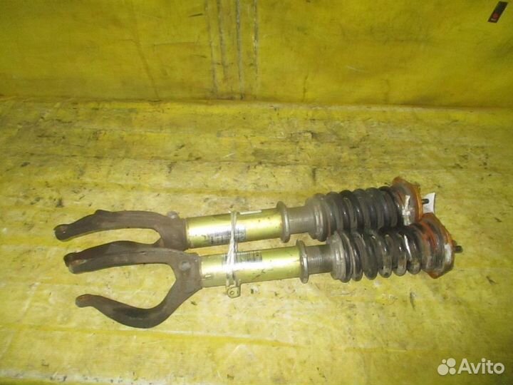 Передние стойки cusco Honda Odyssey RB1