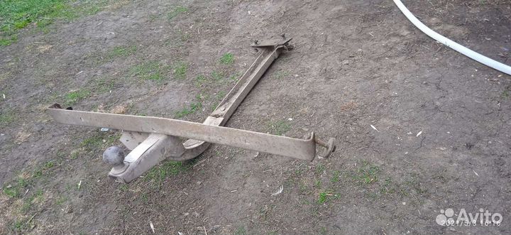 Фаркоп на ваз 2107