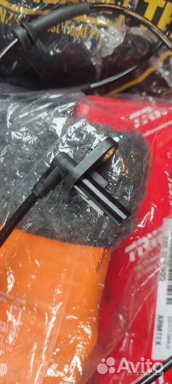 Задний датчик abs на Рено Дастер флюинс меган3