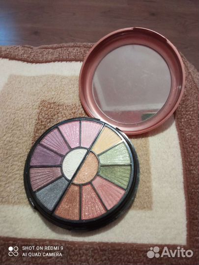 Тени для век