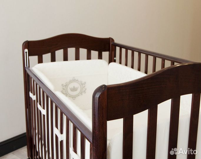 Детская кроватка-качалка