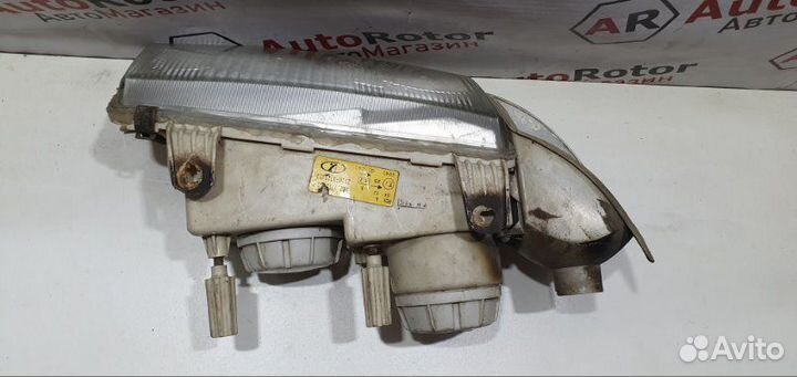 Фара галогеновая правая LADA 2110 седан