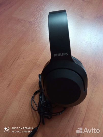 Проводные philipsнаушники