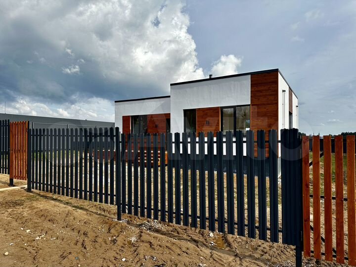 Дом 93,5 м² на участке 8,9 сот.