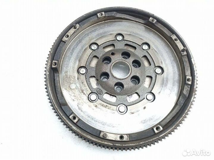 Маховик МКПП Volkswagen Golf 5 2.0 FSI 2007