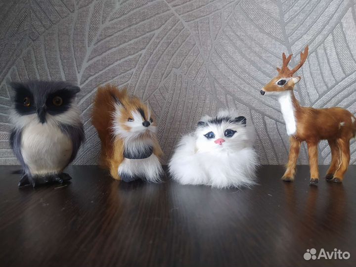 Сувенирные фигурки животных с мехом