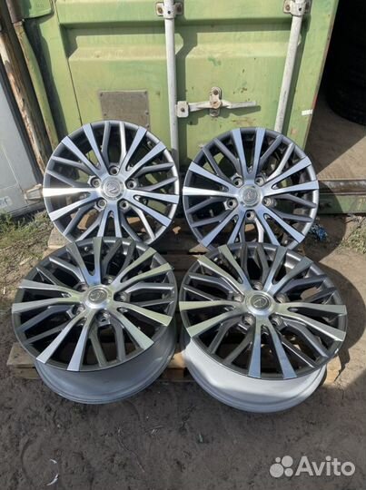 Литые диски R20 5/150 Lexus оригинал