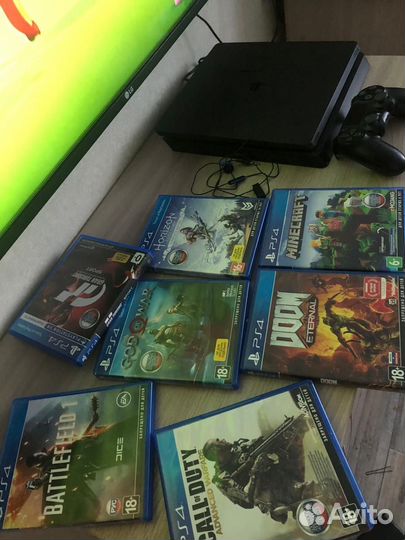 Игровая приставка ps4 slim