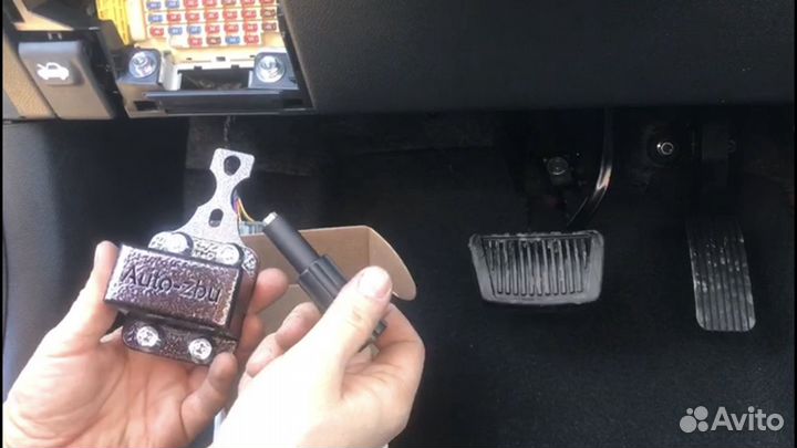 Механическая защита диагностического разъёма обд O