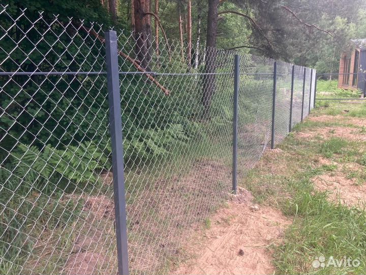 Забор из сетки рабицы с установкой