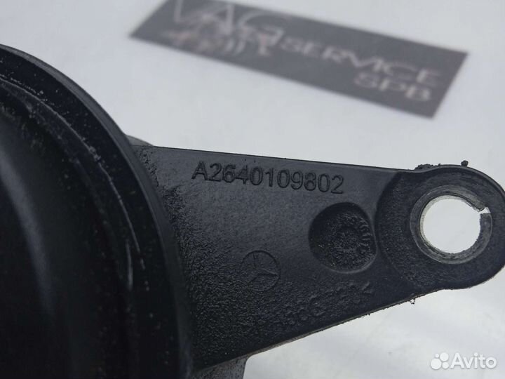 Маслозаливная горловина Mercedes-Benz C-Class W205