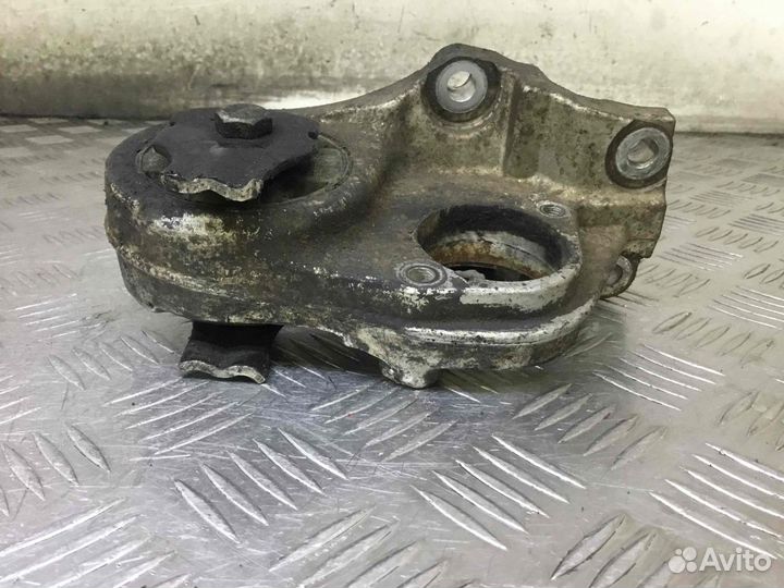 Кронштейн полуоси Citroen Berlingo 9644772380 9h02