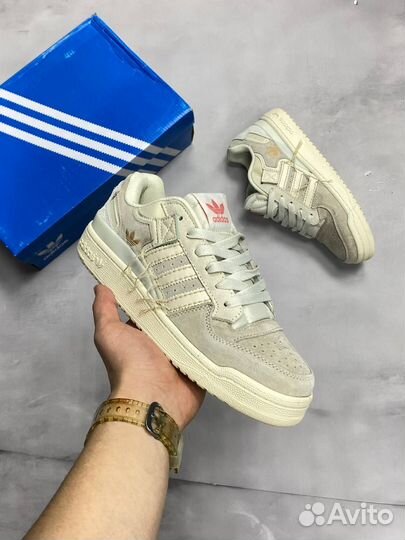 Кроссовки Adidas Forum 84 Low beige