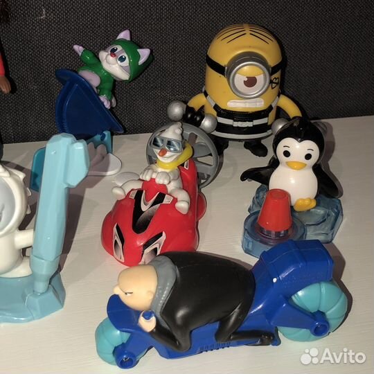 Игрушки из хеппи мила и киндер макси