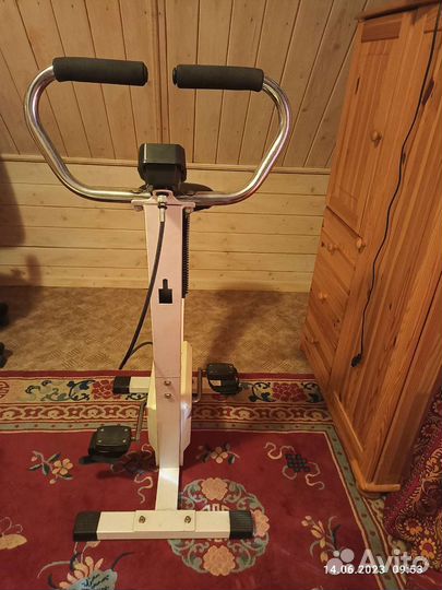 Велотренажер