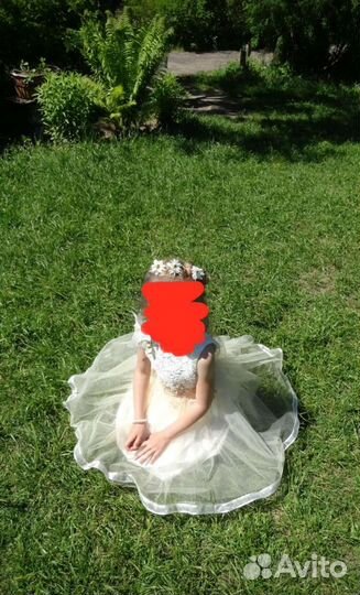 Платье нарядное на девочку 7 лет
