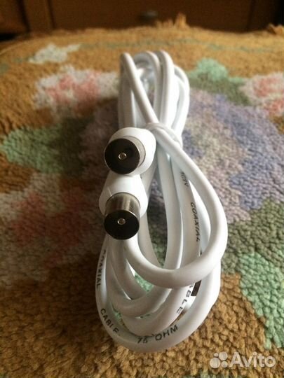 Антенный кабель для телевизора папа-папа 2 м новый