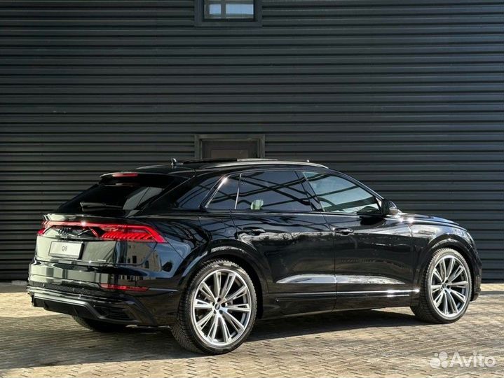 Audi Q8 3.0 AT, 2023