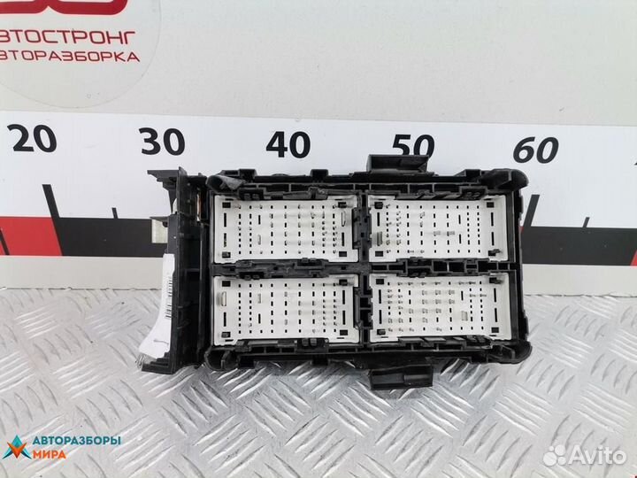 Блок реле Chevrolet Malibu 8 рест. 2016 23411475