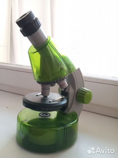 Микроскоп levenhuk labzz m101