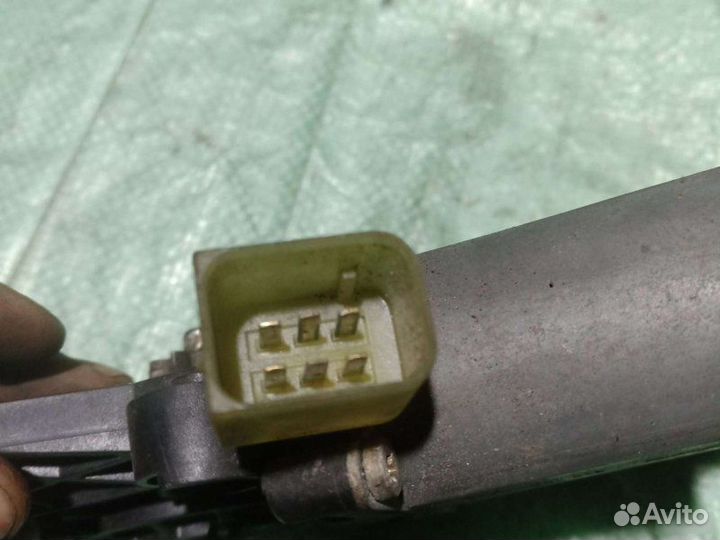 Мотор стеклоподъемника передний Mercedes-Benz W210