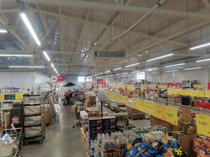 Торговая площадь, 700 м²