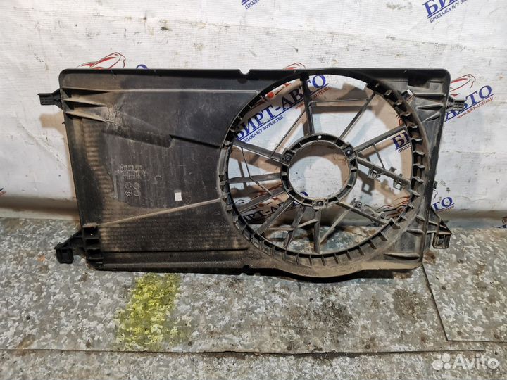 Диффузор вентилятора Ford Focus II рестайлинг (200