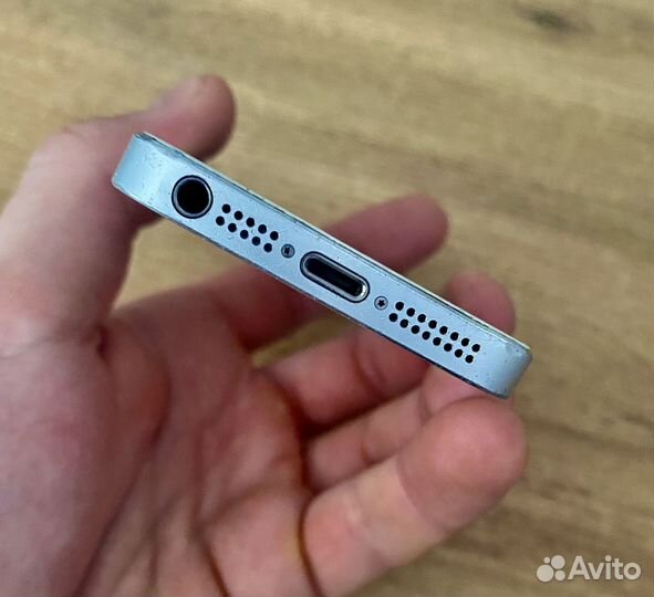 iPhone 5S, 16 ГБ
