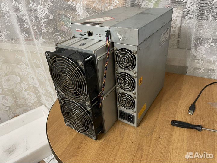 Майнер asic Antminer S19 95 th в наличии