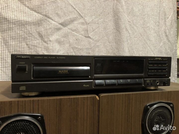 Cd проигрыватель Technics SL-PG200A
