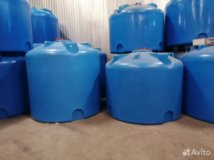 Емкость / бочка пластиковая