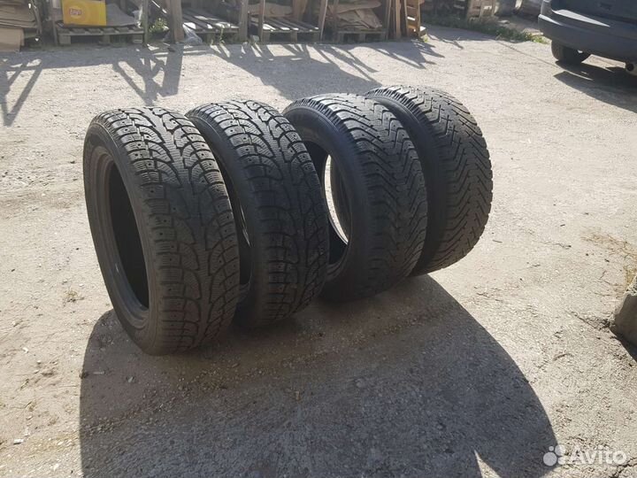 Goodyear UltraGrip 500 255/60 R18